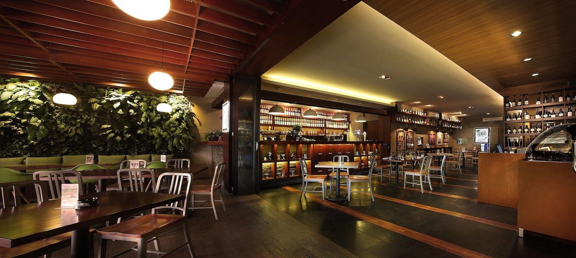 Favehotel Premier Cihampelas Бандунг Экстерьер фото